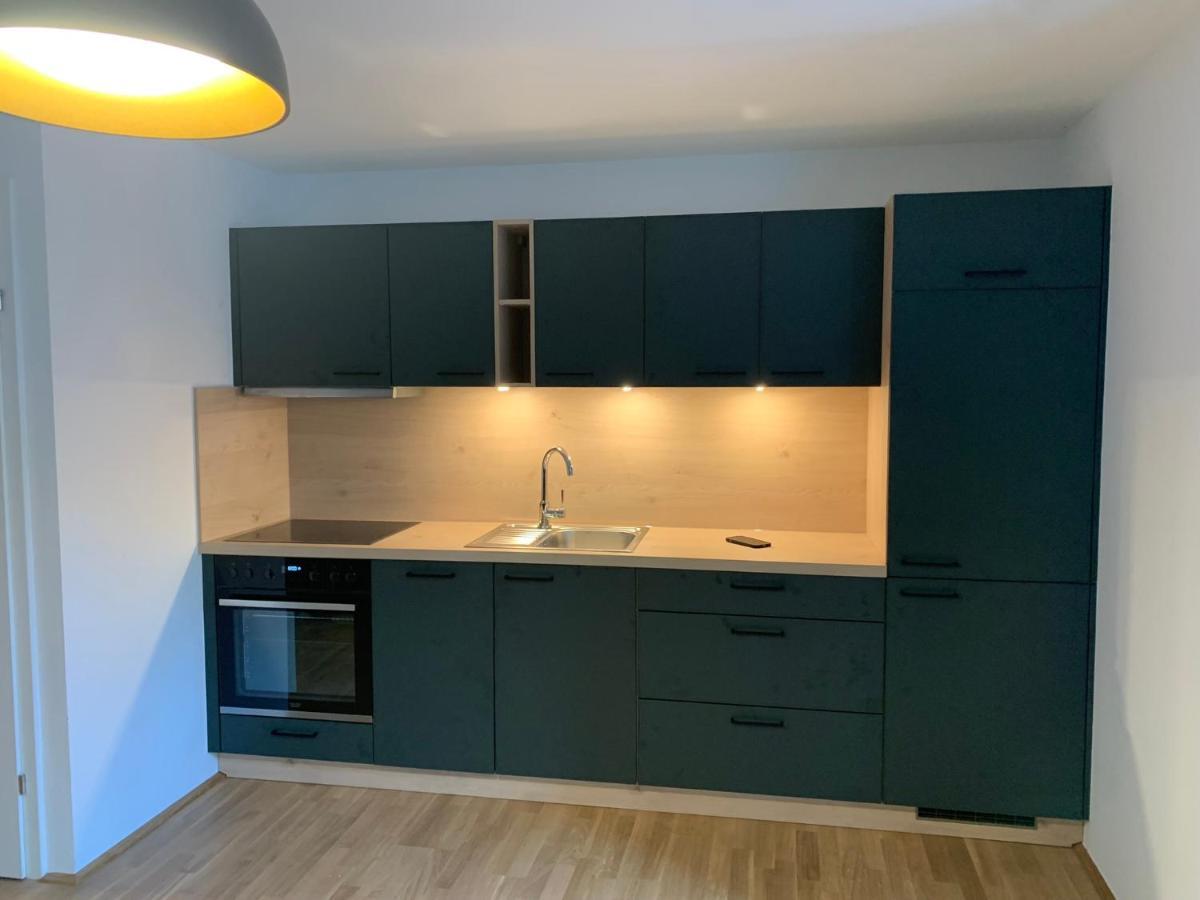 Air-Conditioned, Quiet Apartment With A Terrace In Center Of St Poelten - Smart Tv St. Pölten Exterior foto