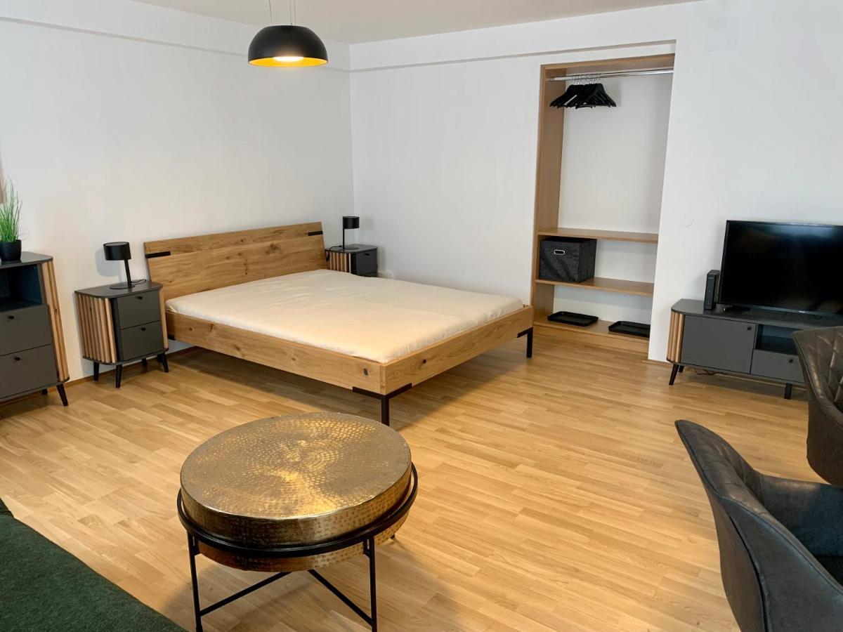 Air-Conditioned, Quiet Apartment With A Terrace In Center Of St Poelten - Smart Tv St. Pölten Exterior foto