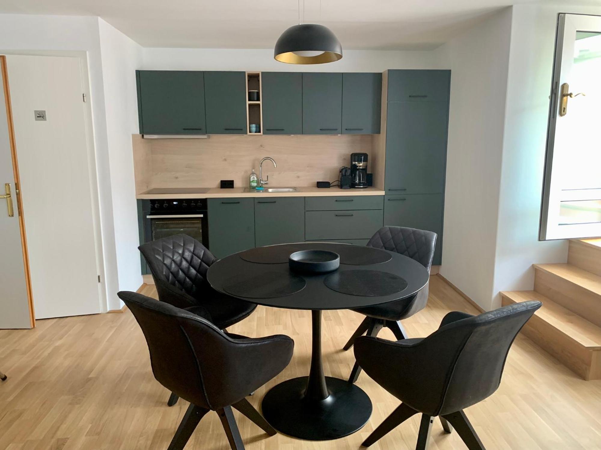 Air-Conditioned, Quiet Apartment With A Terrace In Center Of St Poelten - Smart Tv St. Pölten Exterior foto